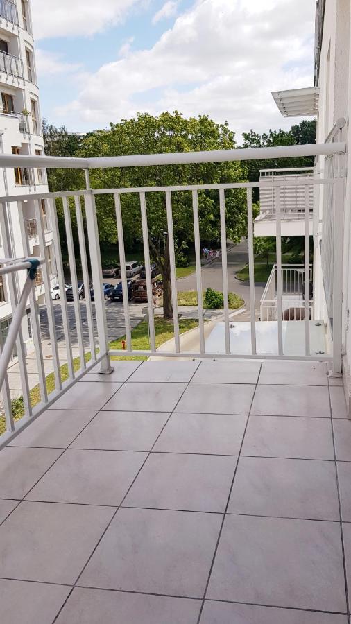 Apt With 6 Single Beds Swinoujscie Bagian luar foto