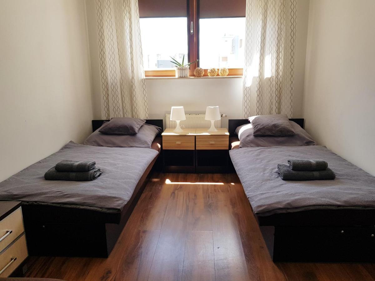 Apt With 6 Single Beds Swinoujscie Bagian luar foto